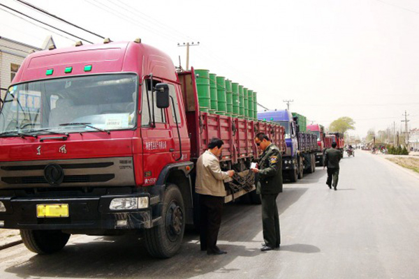 黃標車悲催了! 廣深佛莞聯(lián)查禁黃標車 商用車之家